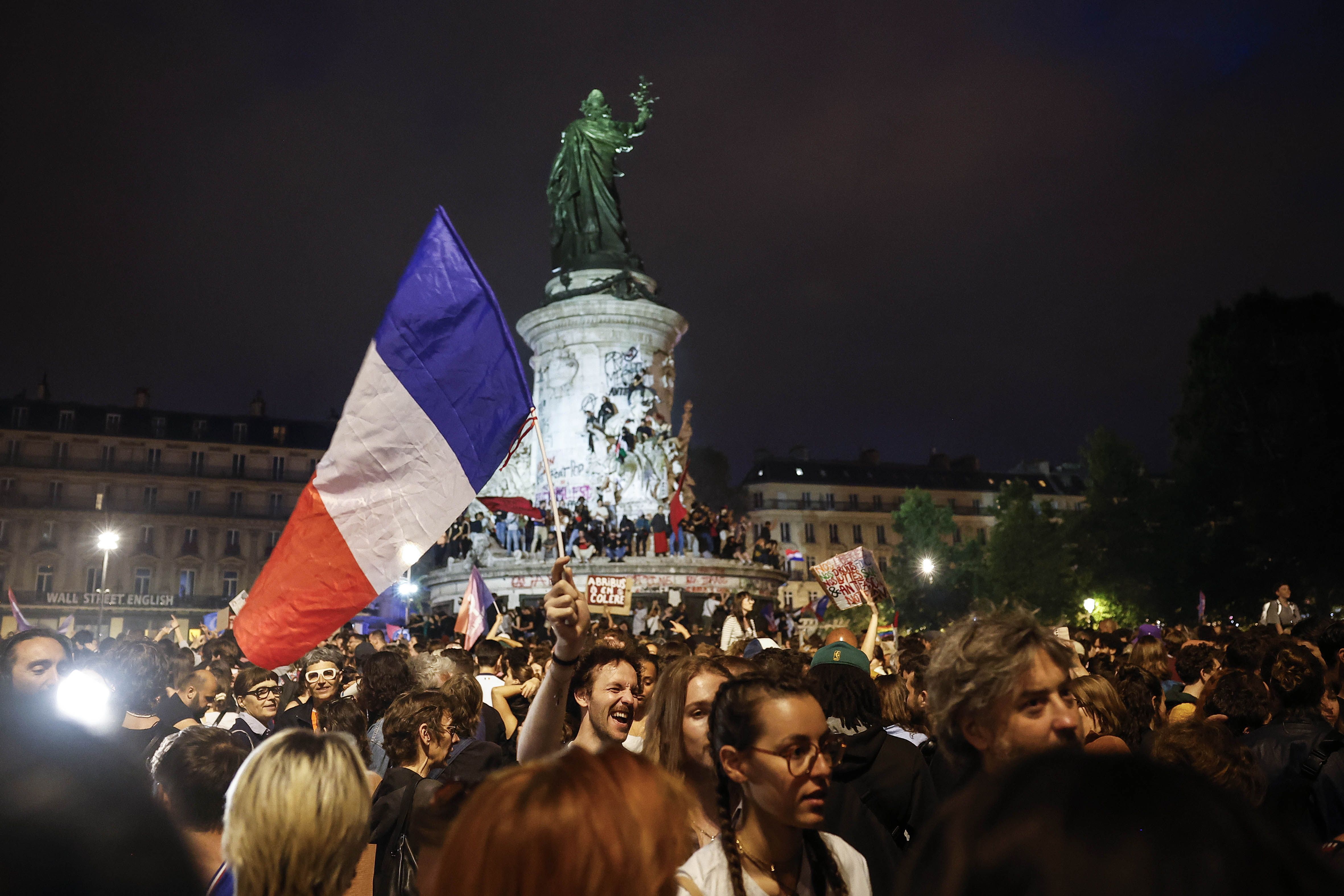 Errepublikaren plazako ospakizunak, Parisen. YOAN VALAT / EFE