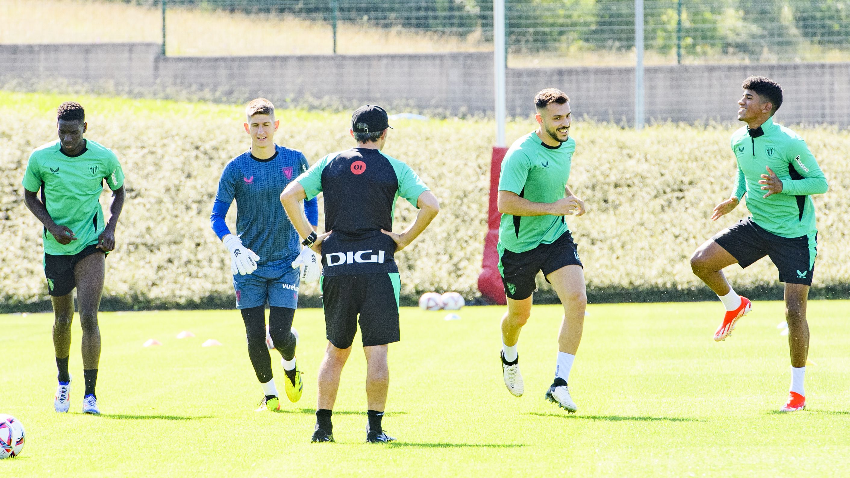 Athleticen lehen entrenamendua. ATHLETIC
