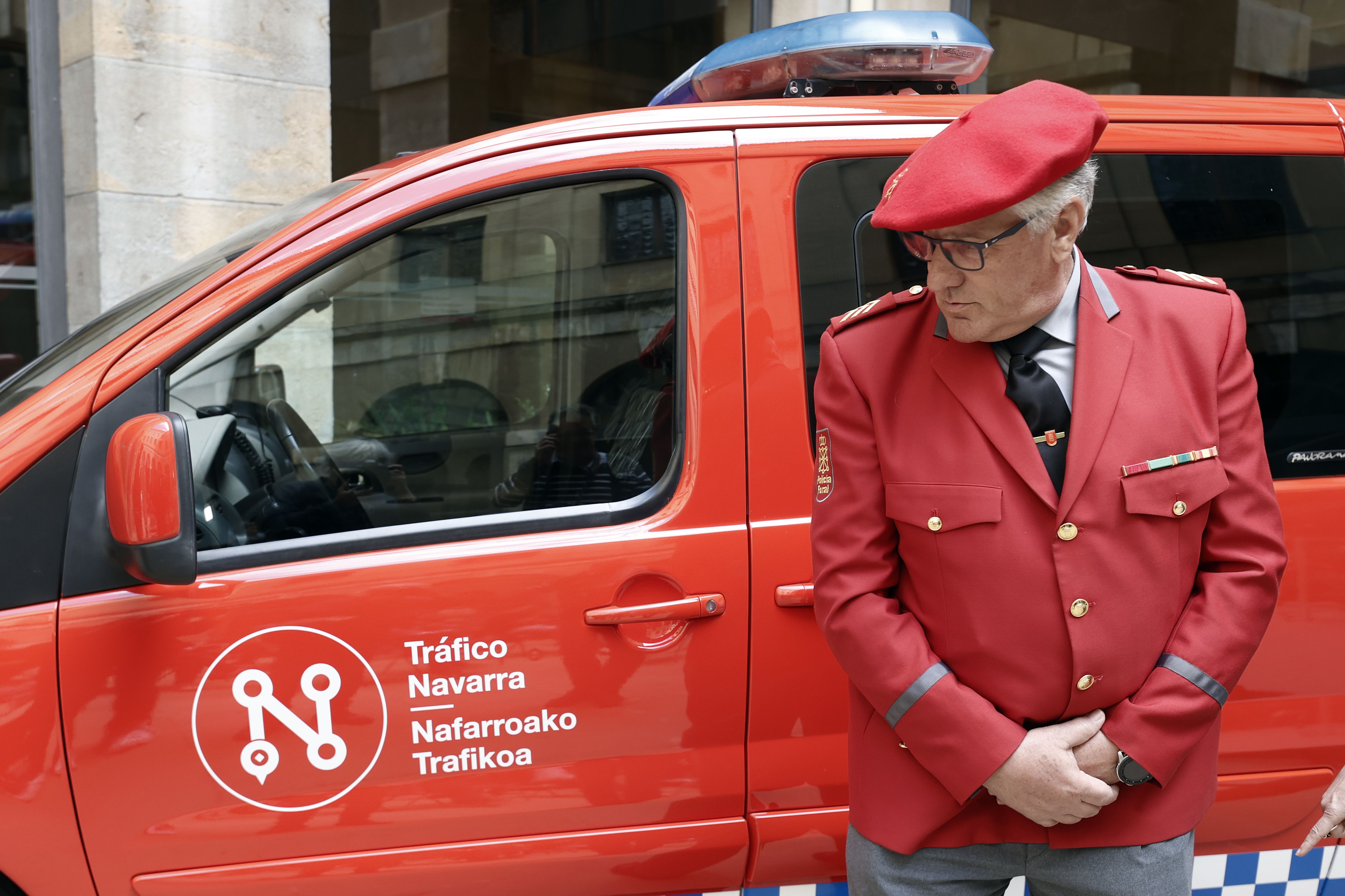 Trafiko eskumena lortzean, horrelako autoak erabiliko dituzte foruzainek. JESUS DIGES / EFE
