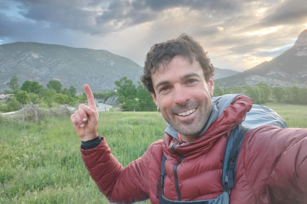 Mattin Iñiguez Nafarroako Larraitza menditik Kataluniako Organya herrira eginiko hegaldi historikoan Mattin Iñiguez Nafarroako Larraitza menditik Kataluniako Organya herrira eginiko hegaldi historikoan