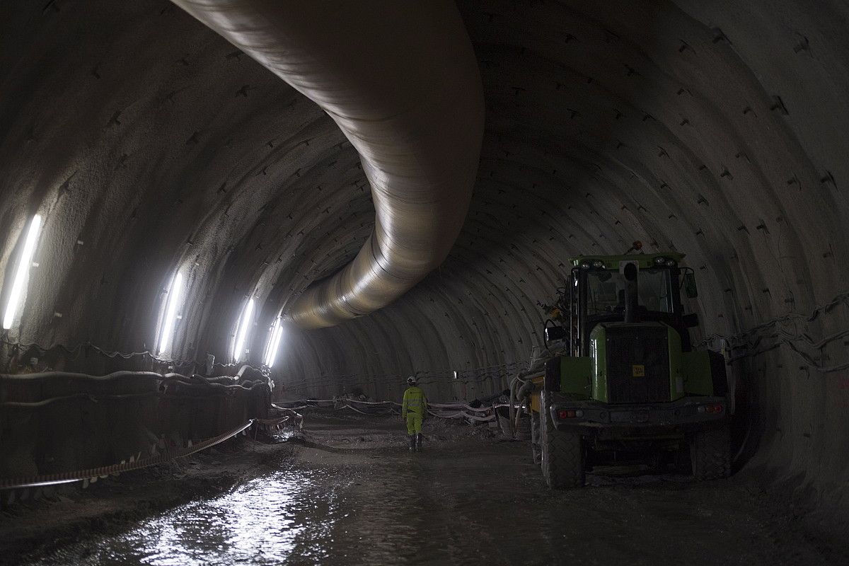 Donostiako metroaren lanak, artxiboko irudi batean. JUAN CARLOS RUIZ / FOKU.