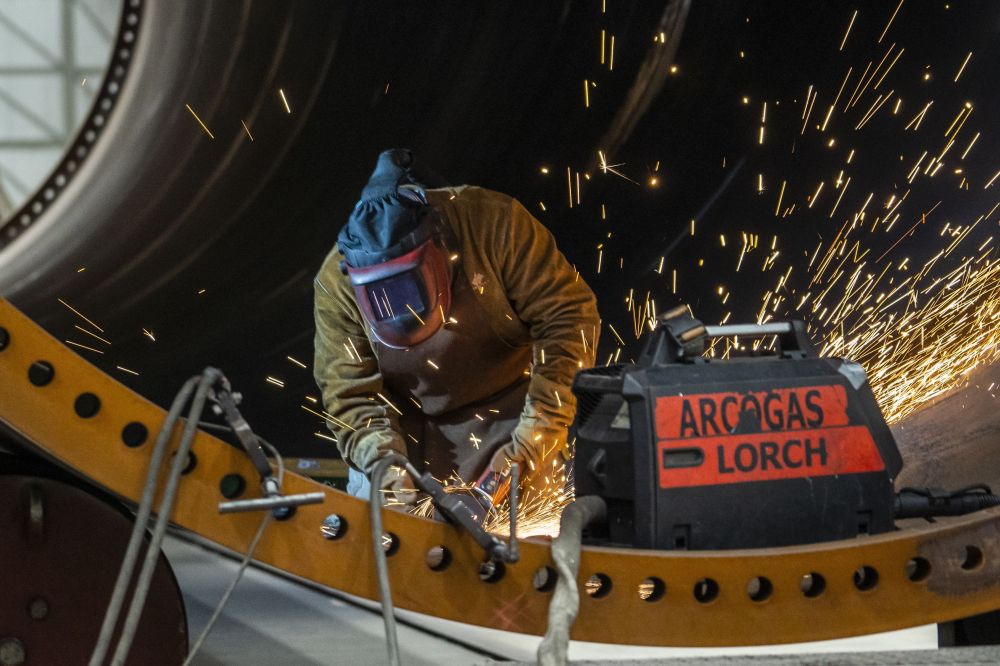 Metalgintza sektoreko langile bat. MARISOL RAMIREZ / FOKU