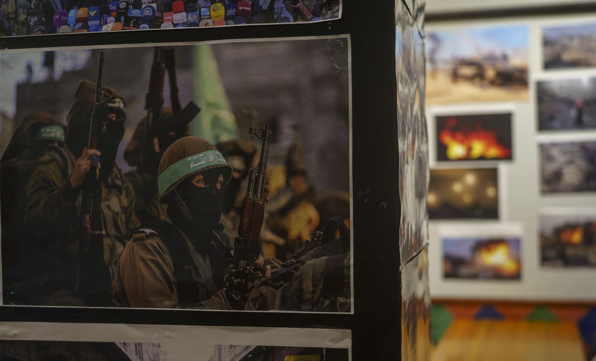 Irungo Kabigorri Bidasoaldeko Ateneoan Palestina Garrasika erakusketa, uztailaren 18an. JON URBE / FOKU