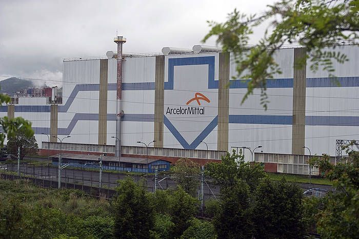 Etxebarriko Arcelor Mittal enpresa. LUIS JAUREGIALTZO, FOKU