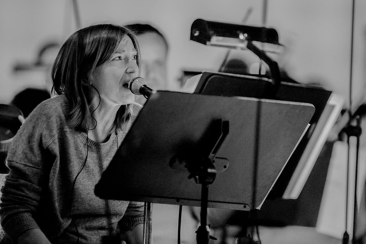 Beth Gibbons, 2014an eman zuen kontzertuaren entsegu batean. BERRIA. Beth Gibbons, 2014an eman zuen kontzertuaren entsegu batean. BERRIA.