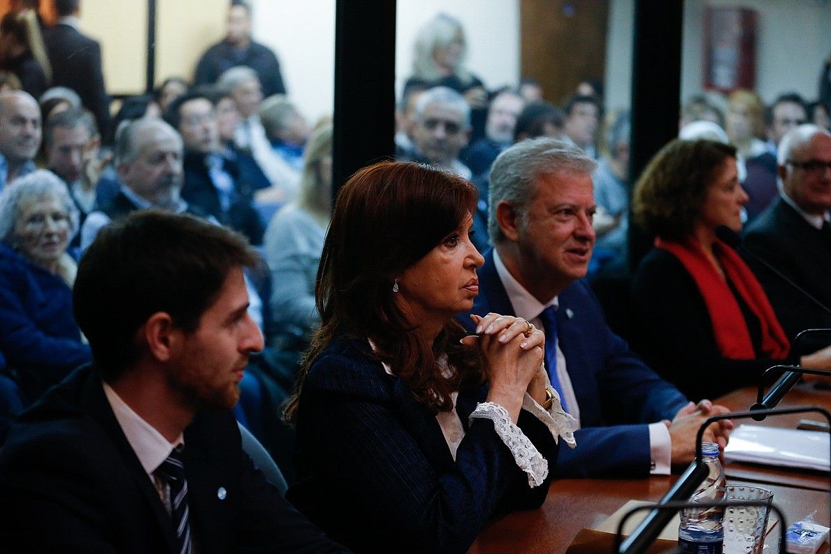 Cristina Fernandez Buenos Airesko 2. Ahozko Auzitegi Federalean, atzo. JUAN IGNACIO RONCORONI / EFE.