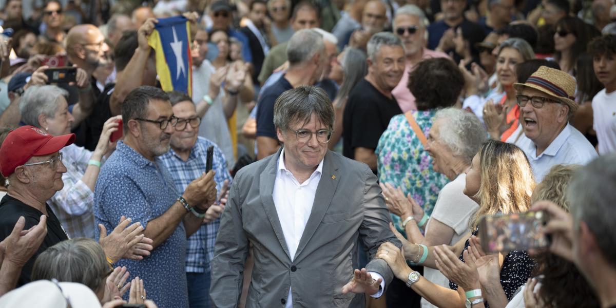 Carles Puigdemont Els Banys d'Arles i Palaldan egindako ekitaldian, gaur. DAVID BORRAT / EFE
