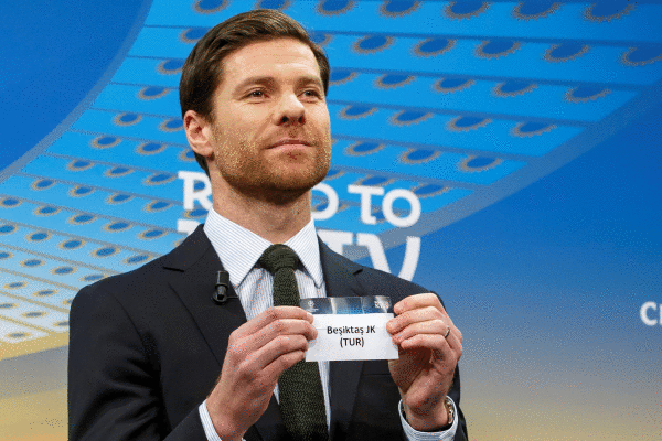 Xabi Alonso, Txapeldunen Ligako iazko zozketan. SALVATORE DI NOLFI / EFE