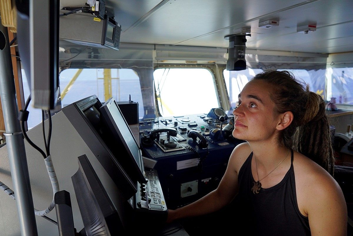 Carola Rackete kapitaina, Sea Watch 3 ontzian. TILL M. EGEN / SEA WATCH.
