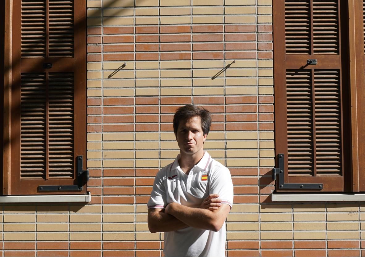 Rafael Villalonga, belar hockeyko jokalaria. OLI ARTOLA APEZTEGIA
