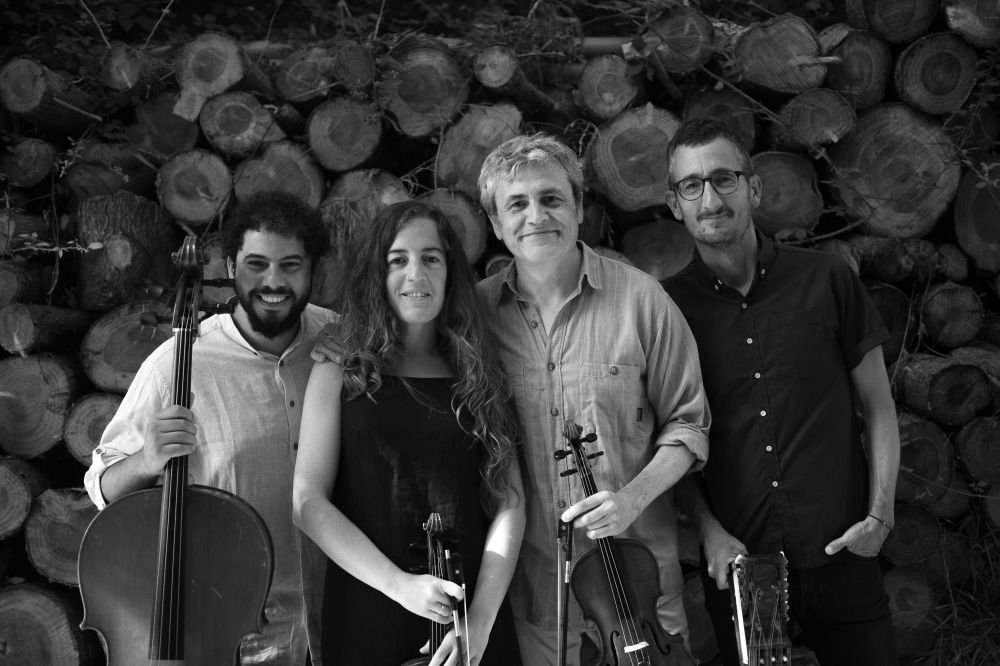 Alos Quartet taldea, entsaio egun bateko argazki saio batean. RENATA ETANOWSKI Alos Quartet taldea, entsaio egun bateko argazki saio batean. RENATA ETANOWSKI