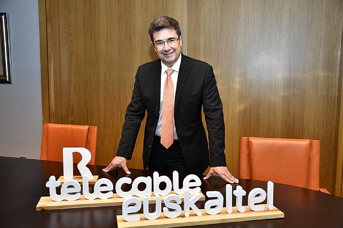 Jose Miguel Garcia Euskalteleko kontseilari ordezkaria. EUSKALTEL.