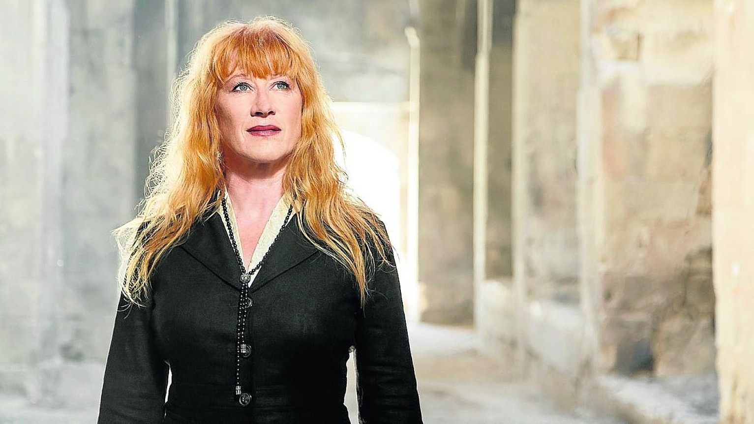 Loreena Mckennit abeslari kanadarrak emango du Kursaal Eszenaren denboraldi honetako azken kontzertua. BERRIA.