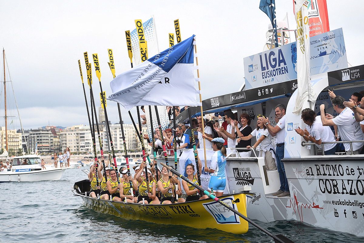 Oriok sendotu egin du lidertza Euskotren ligan, atzo Donostian garaipena lortu eta gero. JON URBE / FOKU. Oriok sendotu egin du lidertza Euskotren ligan, atzo Donostian garaipena lortu eta gero. JON URBE / FOKU.