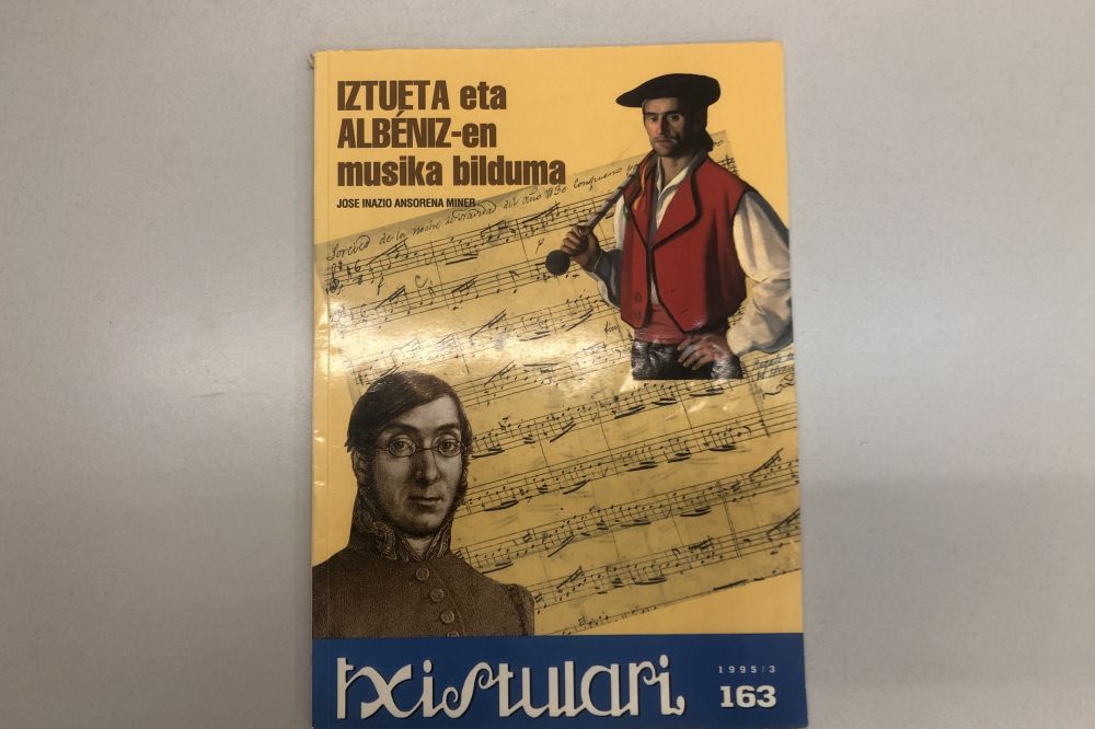 Txistulari aldizkariaren ale bat. Txistulari aldizkariaren ale bat.