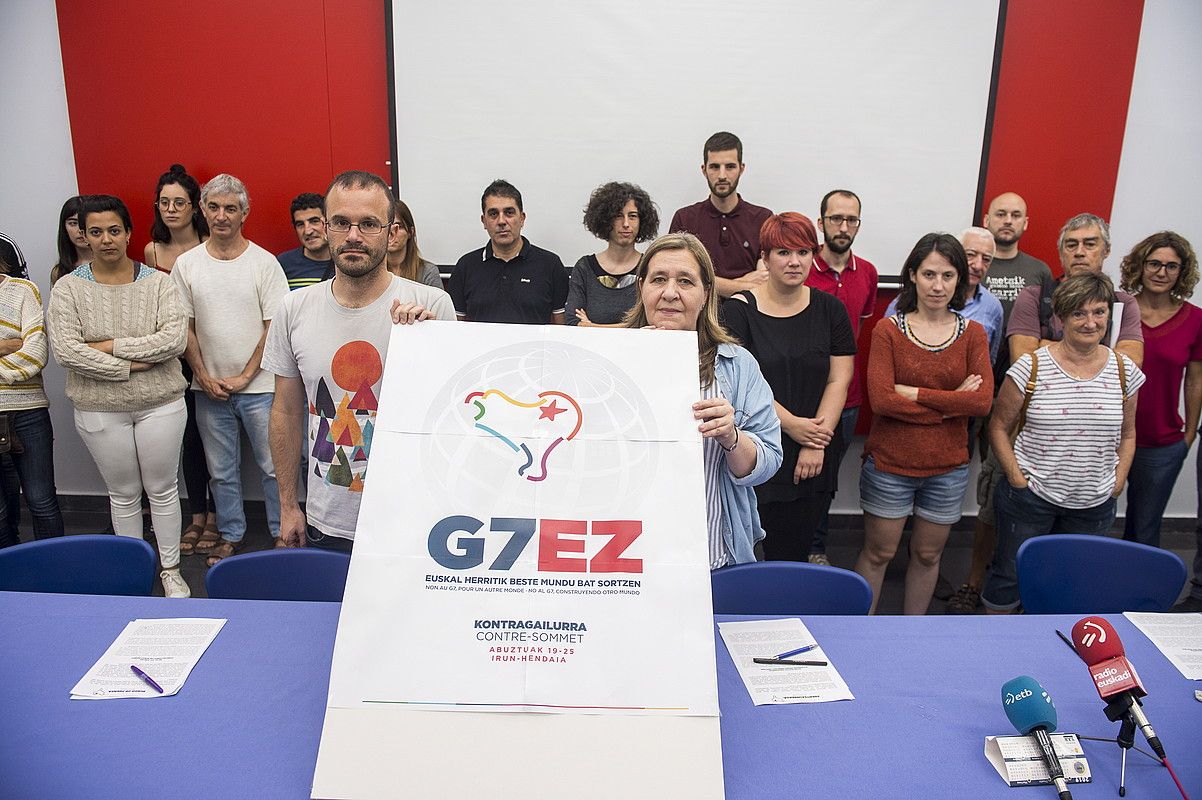 G7 Ez plataformari emandako sostenguak aurkezten, atzo, Bilbon. M. DEL VALLE / FOKU. G7 Ez plataformari emandako sostenguak aurkezten, atzo, Bilbon. M. DEL VALLE / FOKU.