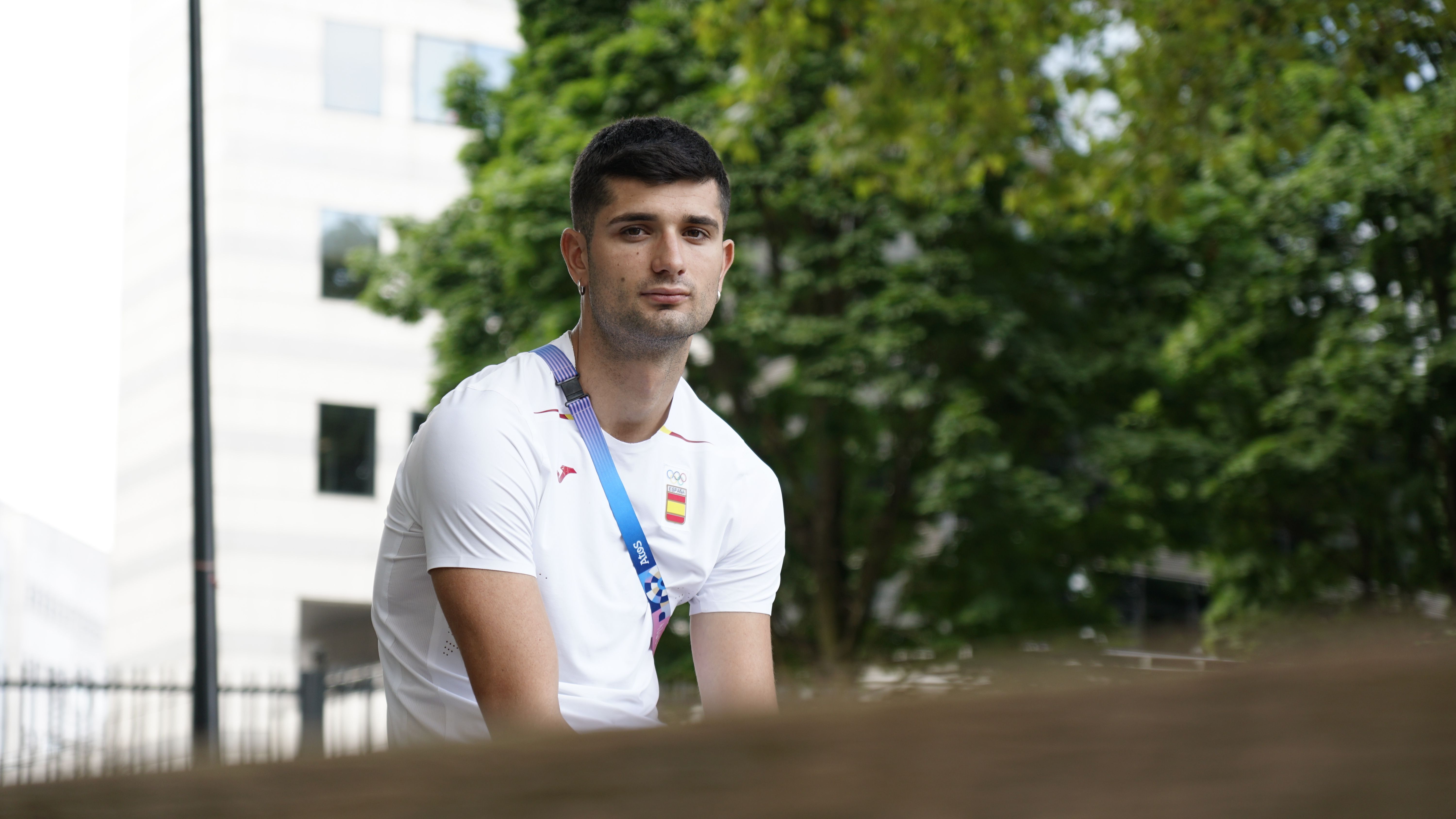 Asier Martinez korrikalaria Parisen, olinpiar hirian. OLI ARTOLA APEZTEGIA