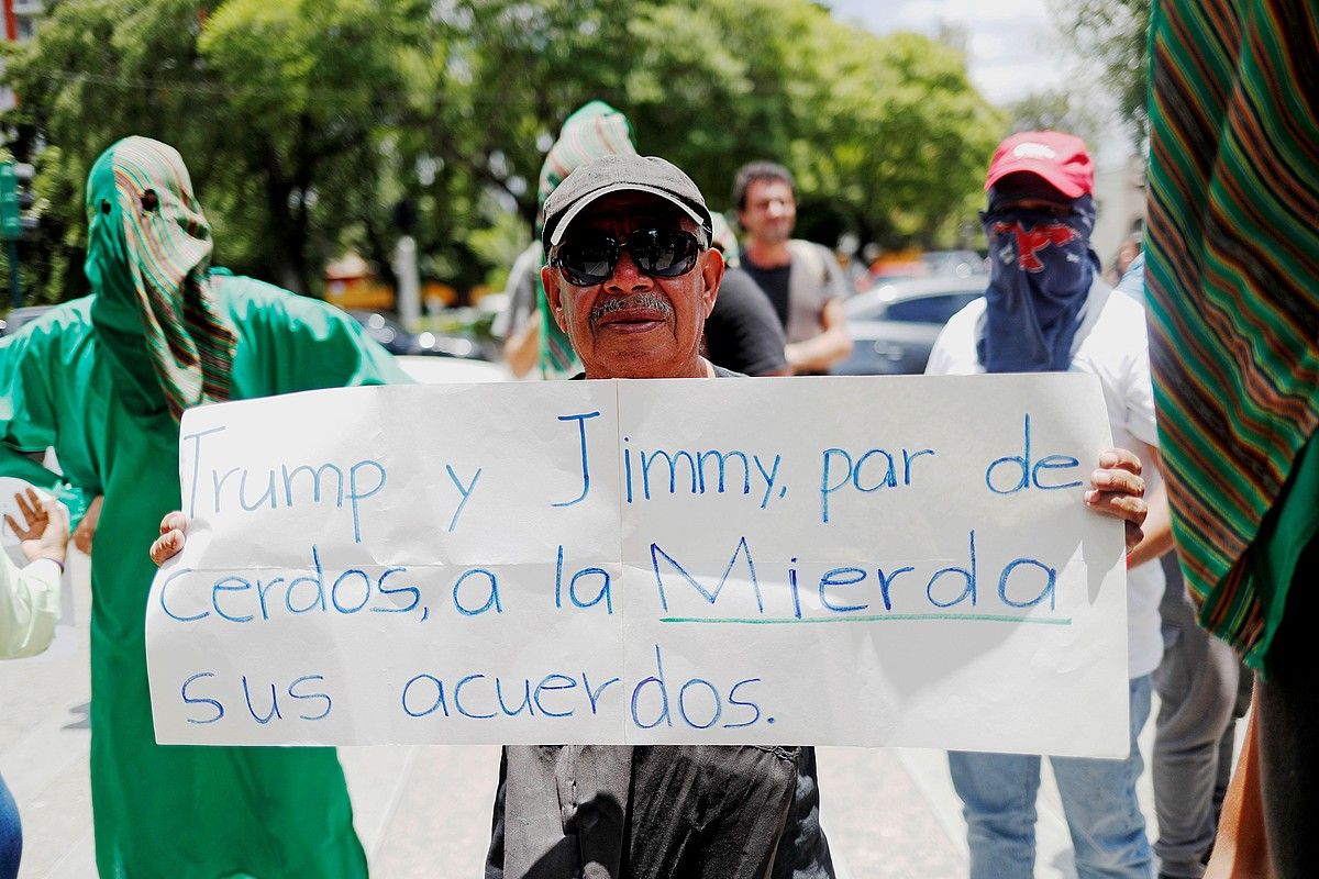 Guatemalak eta AEBek sinatutako migrazio itunaren aurka, protestak egin zituzten Guatemalan, hil hasieran. E.BIBA / EFE.