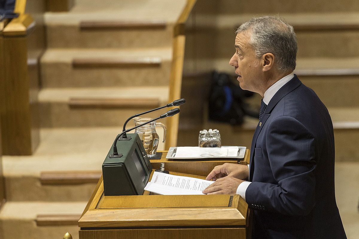 Iñigo Urkullu lehendakaria, atzo, Eusko legebiltzareko saioan. JUANAN RUIZ / FOKU. Iñigo Urkullu lehendakaria, atzo, Eusko legebiltzareko saioan. JUANAN RUIZ / FOKU.