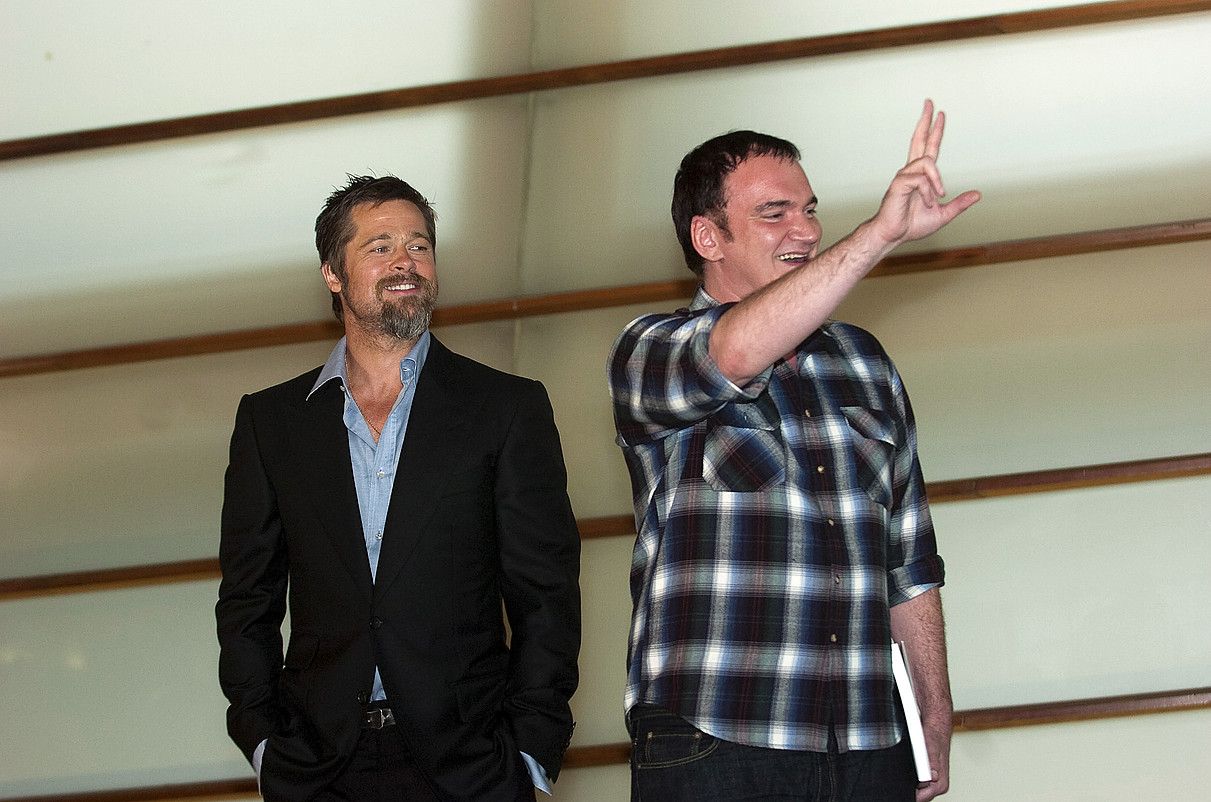 Brad Pitt eta Quentin Tarantino izan ziren izar nagusiak 2009ko Zinemaldian. JUAN CARLOS RUIZ / FOKU. Brad Pitt eta Quentin Tarantino izan ziren izar nagusiak 2009ko Zinemaldian. JUAN CARLOS RUIZ / FOKU.