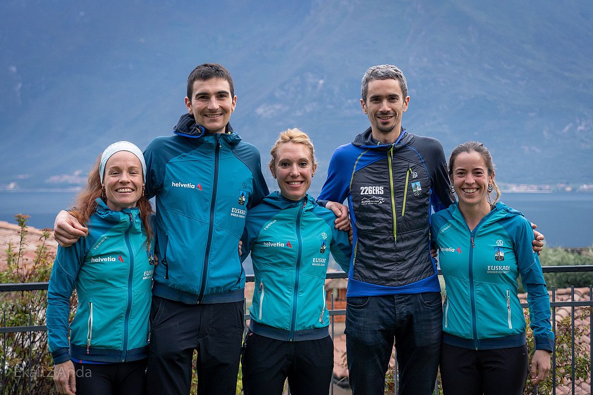 Oihana Azkorbebeitia, Ander Iñarra, Maria Zorroza, Julen Martinez de Estibariz eta Mayi Mujika, Limone sul Gardan. EKAITZ ANDA.