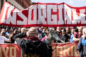 GKNko langileek Insorgiamo delako plataforma osatu dute akziodun herritarrak lortzeko. BERRIA GKNko langileek Insorgiamo delako plataforma osatu dute akziodun herritarrak lortzeko. BERRIA