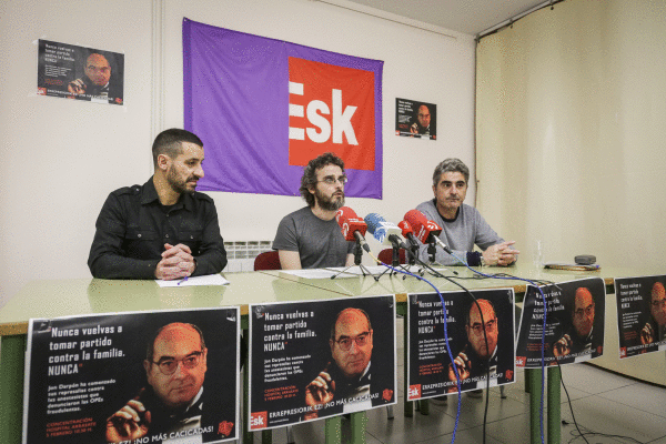 Roberto Sanchez, Julio Sanchez, eta Patxi Nicolau gaurko prentsaurrekoan. ENDIKA PORTILLO