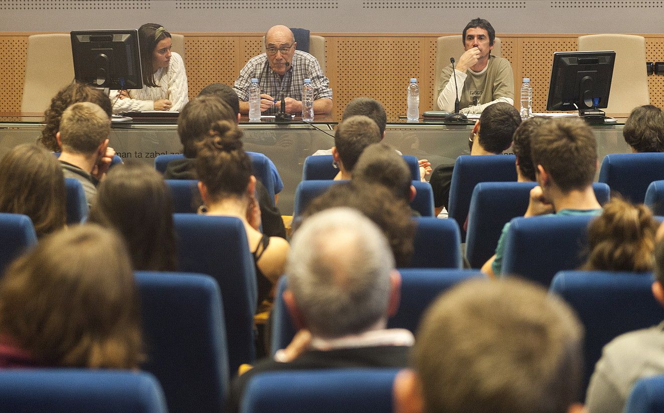 Esteban Garibai elkarteak elkarretaratzea antolatu zuen. JUANAN RUIZ / FOKU.