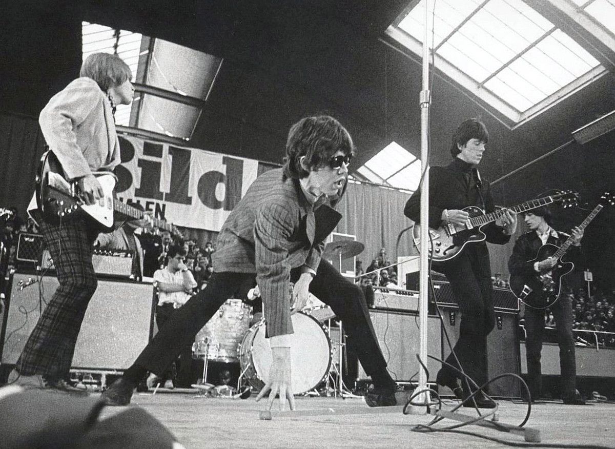 Rolling Stones taldeko Brian Jonesen heriotzari buruzko dokumentala (Rolling Stone: Life and death of Brian Jones) Sail Ofizialean lehian izango da. DOCK OF THE BAY.