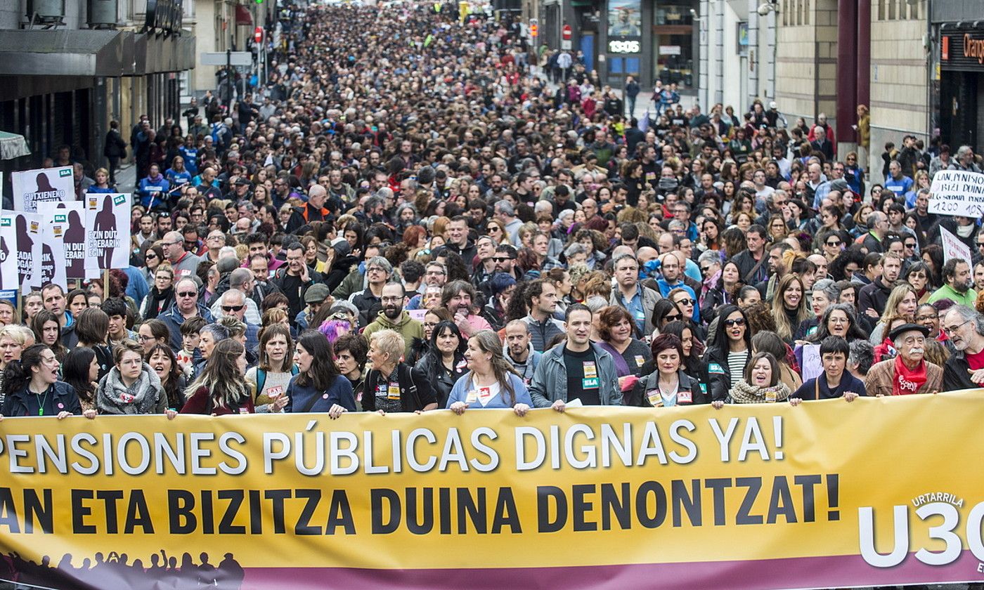 Bilboko manifestazioko burua, kaleetan barrena. MARISOL RAMIREZ / FOKU.