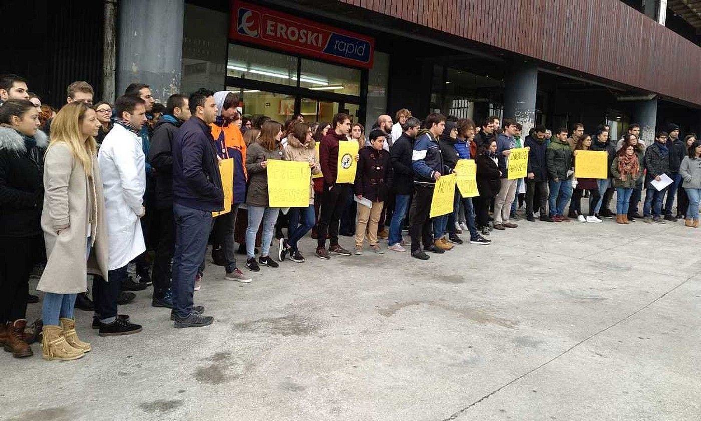 EHUko doktoregaien asanbladaren protesta bat. BERRIA.