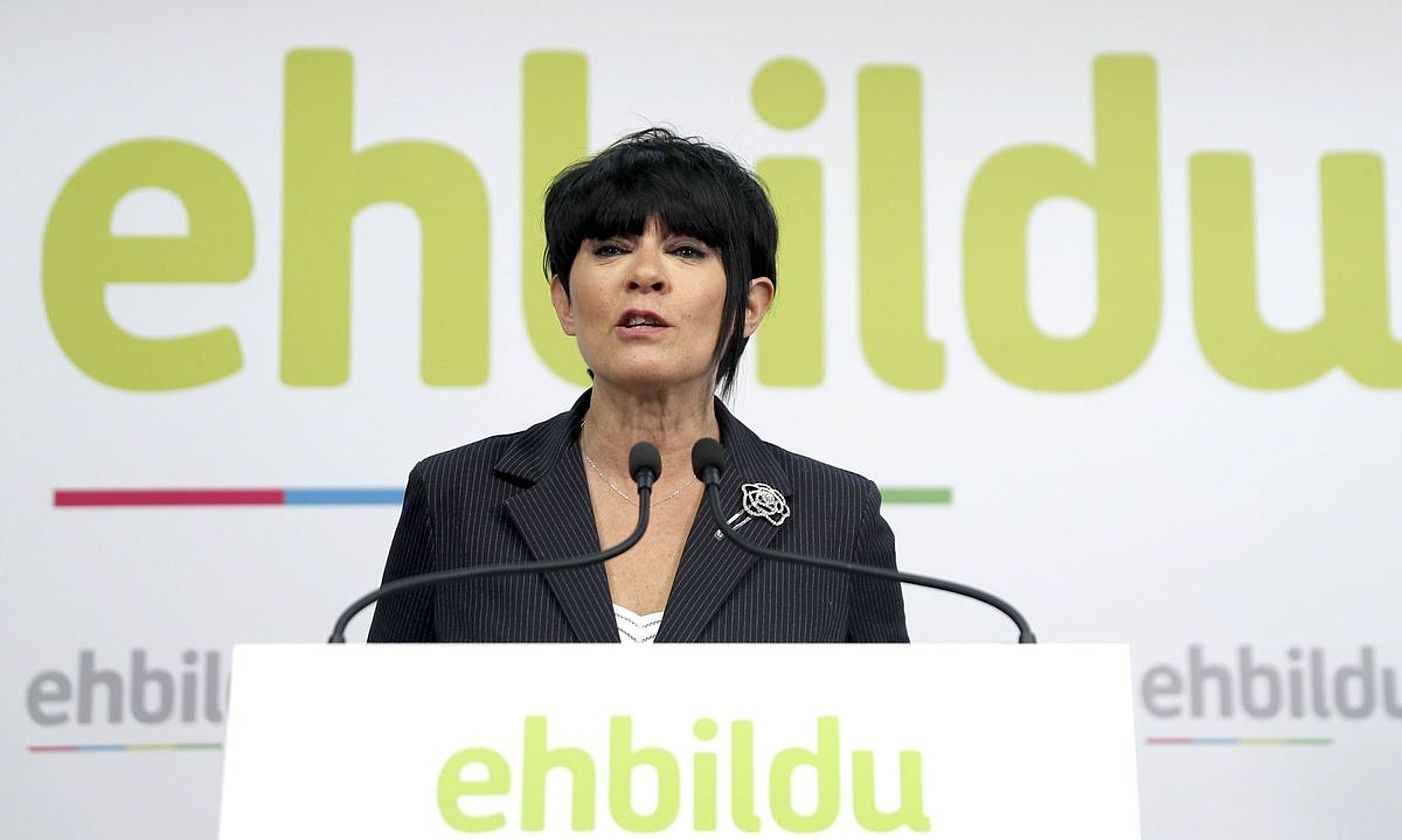 Maddalen Iriarte, atzo goizean eginiko prentsaurrekoan. LUIS TEJIDO / EFE. Maddalen Iriarte, atzo goizean eginiko prentsaurrekoan. LUIS TEJIDO / EFE.