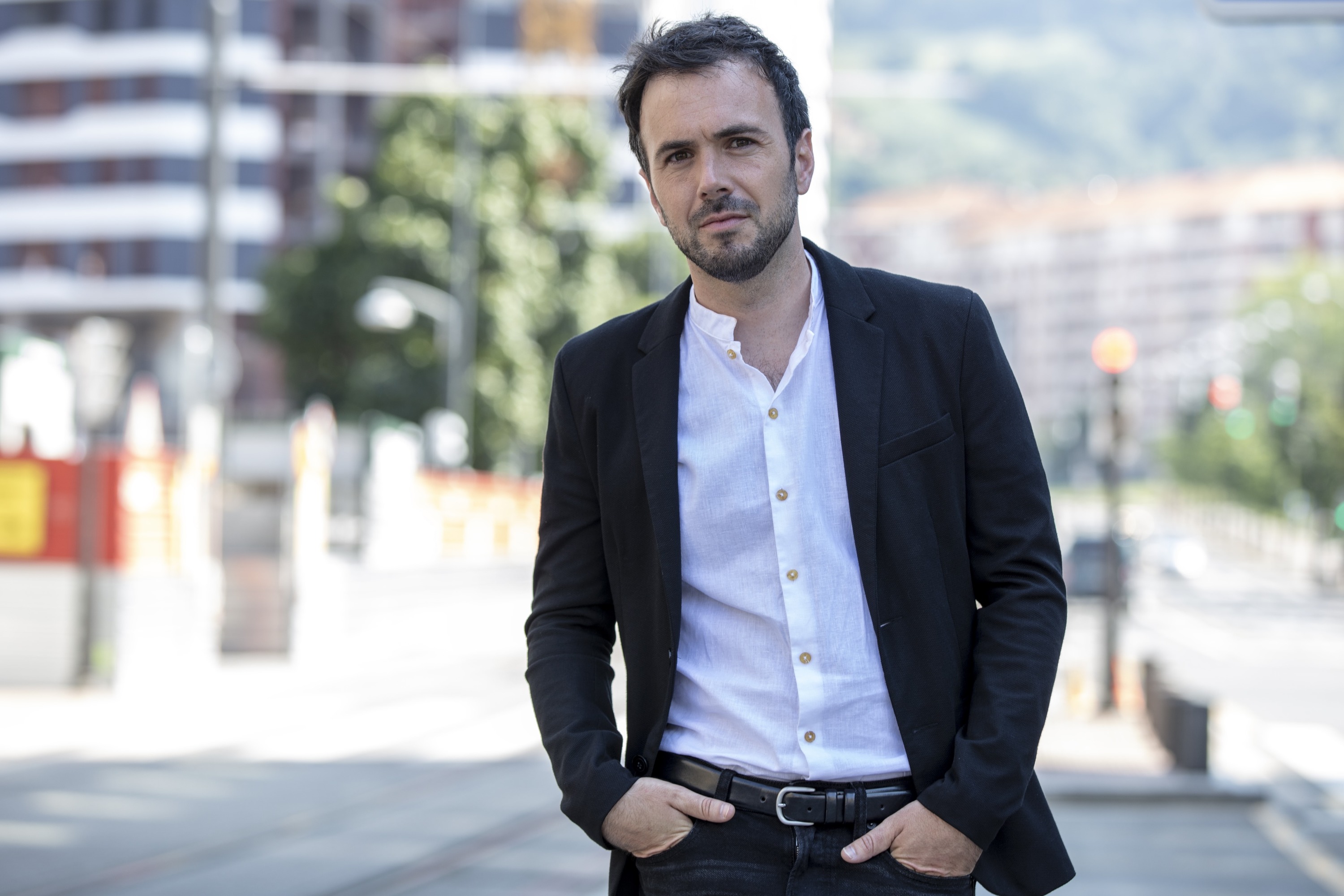 Xabier Madariaga, 'Ur handitan' saioko aurkezlea. ETB