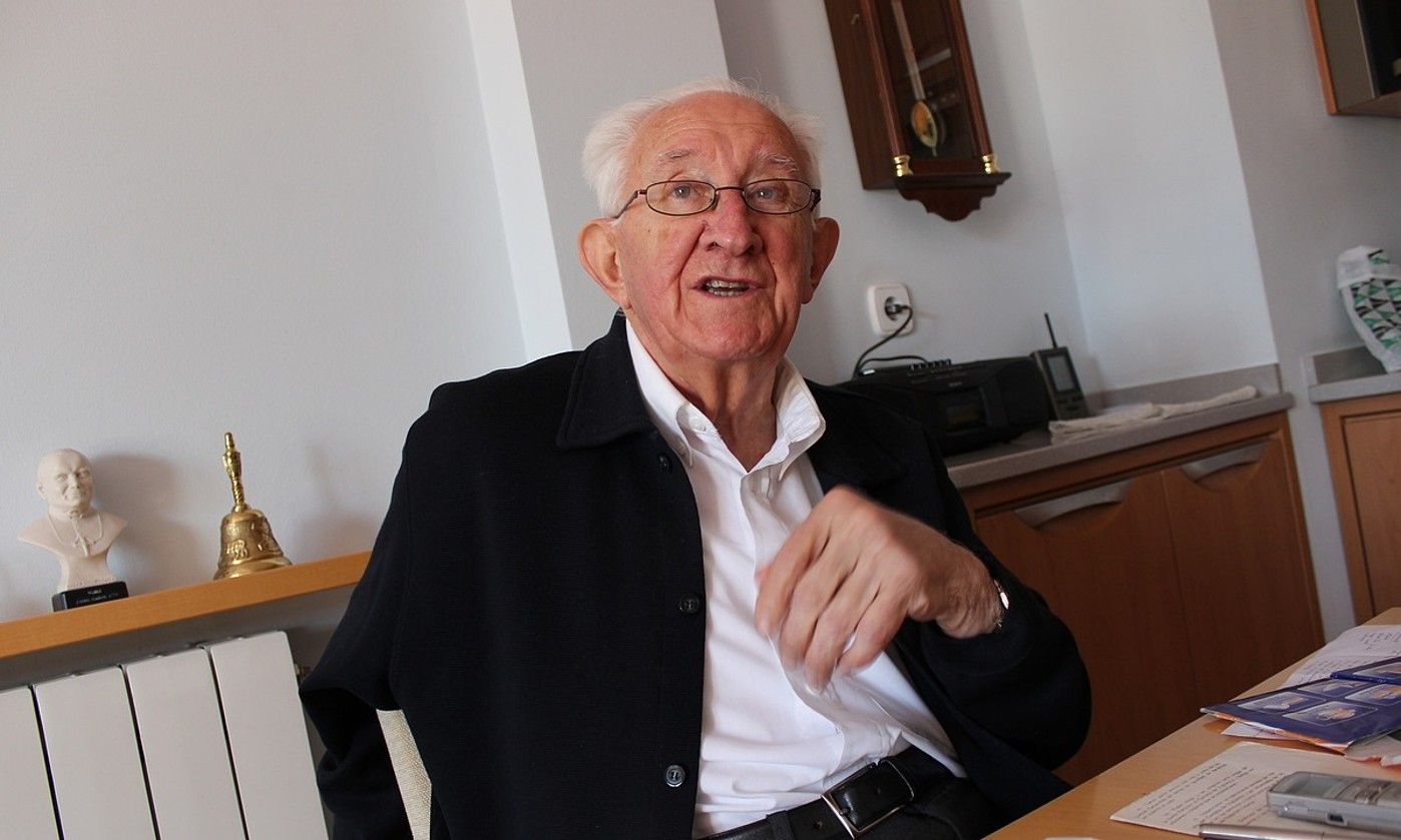 Andoni Perez Cuadrado. ZALDI ERO. Andoni Perez Cuadrado. ZALDI ERO.