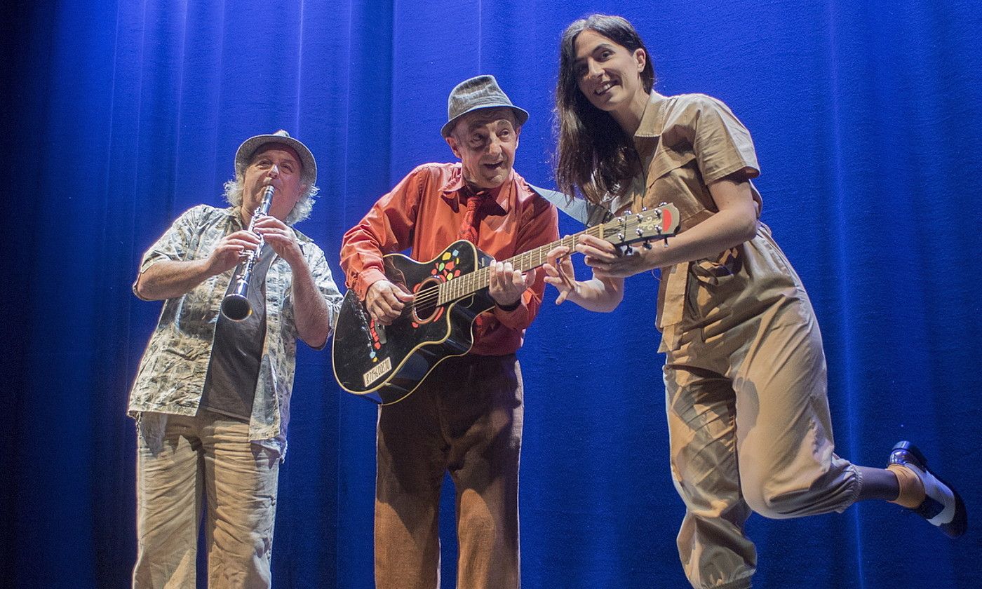 Inazio Tolosa, Ramon Agirre eta Nerea Gorriti . JUAN CARLOS RUIZ / FOKU.