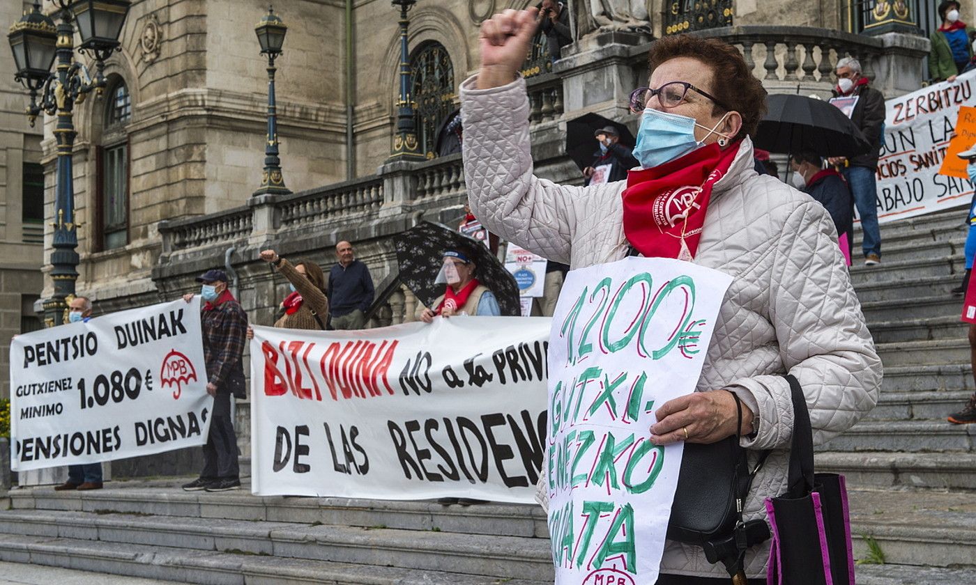 Pentsiodunen protesta, ekainaren hasieran, Bilbon. MARISOL RAMIREZ / FOKU.