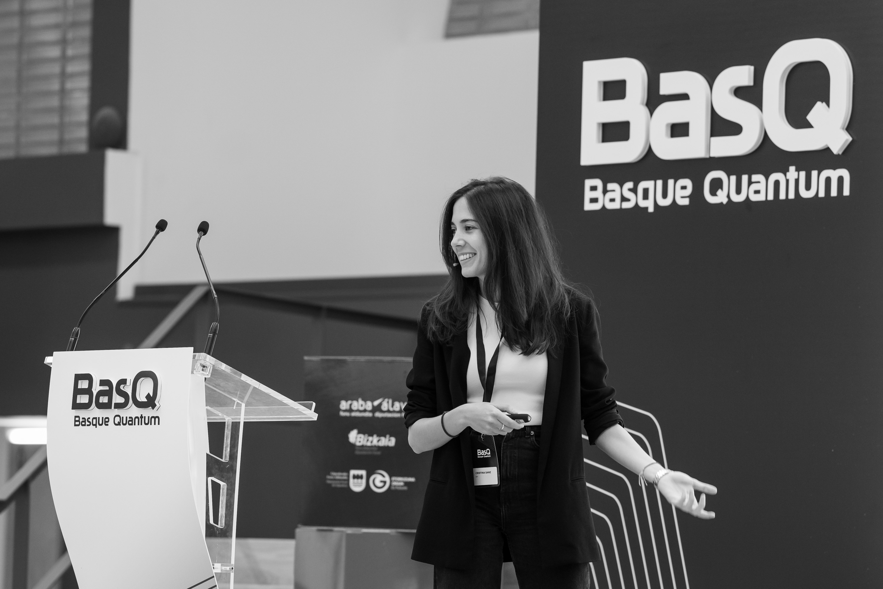 Cristina Sanz, Basque Quantumen egindako aurkezpenetako batean. IBM