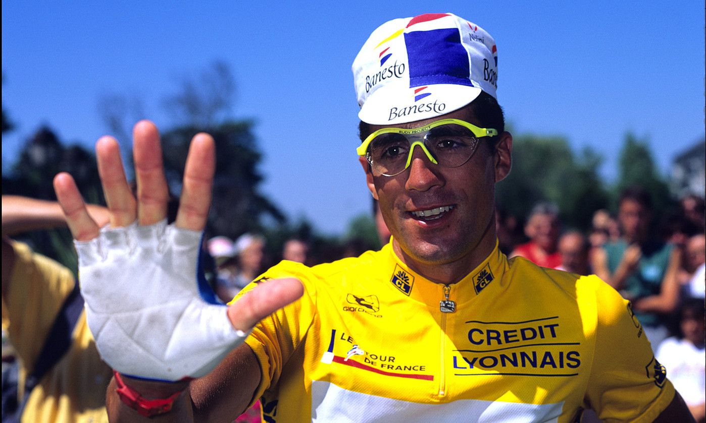 Miguel Indurain, bost Tour irabazi zituela ospatzen. MOVISTAR TEAM ARTXIBOA / PHOTO GOMEZ SPORT.