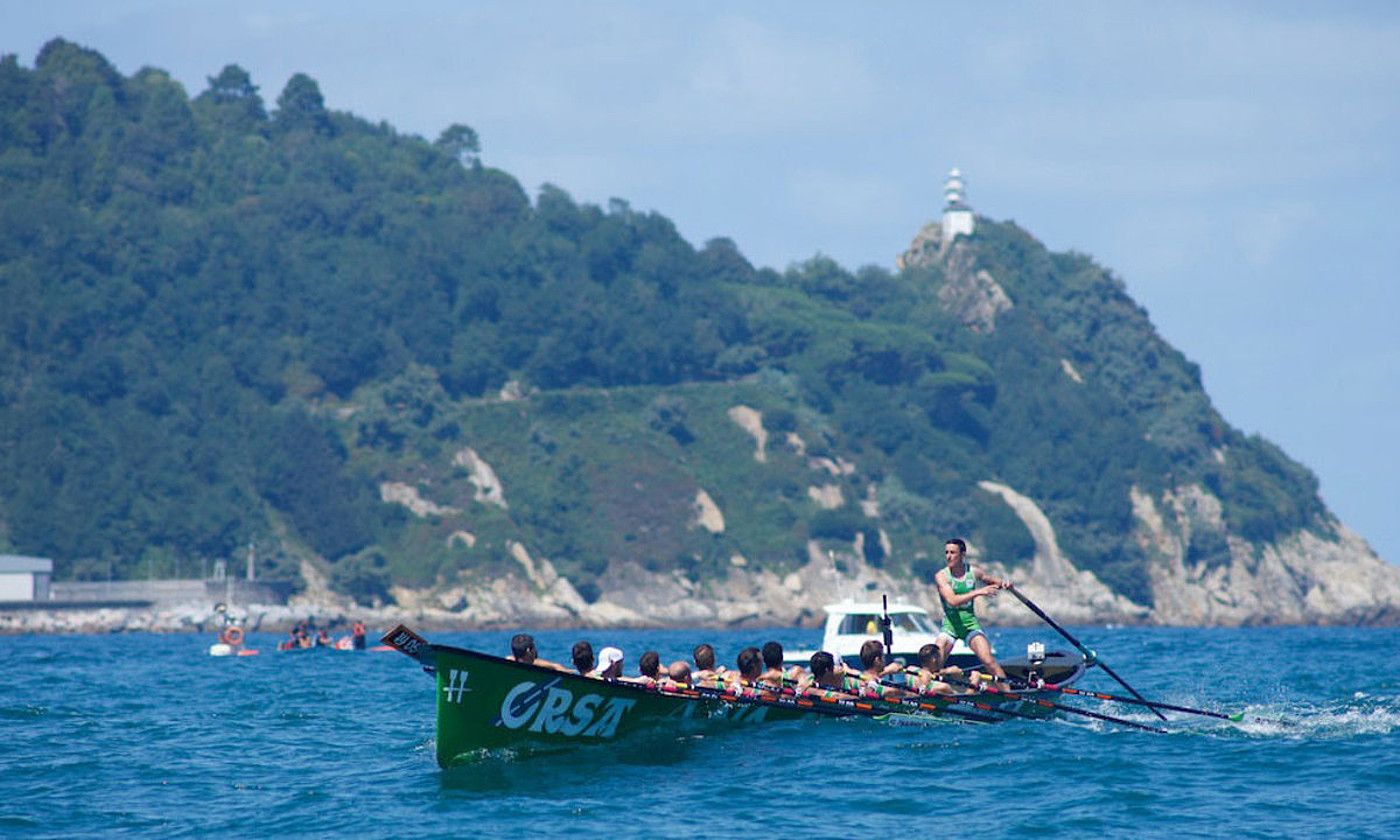 Hondarribia Zarauzko estropadan, popareko luzeetako batean, duela bi urte, Eusko Label ligako jardunaldi batean. EUSKO LABEL LIGA. Hondarribia Zarauzko estropadan, popareko luzeetako batean, duela bi urte, Eusko Label ligako jardunaldi batean. EUSKO LABEL LIGA.