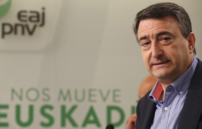 Aito Esteban Espainiako Kongresurako EAJren Bizkaiko zerrendaburua, artxiboko irudi batean. LUIS TEJIDO, EFE