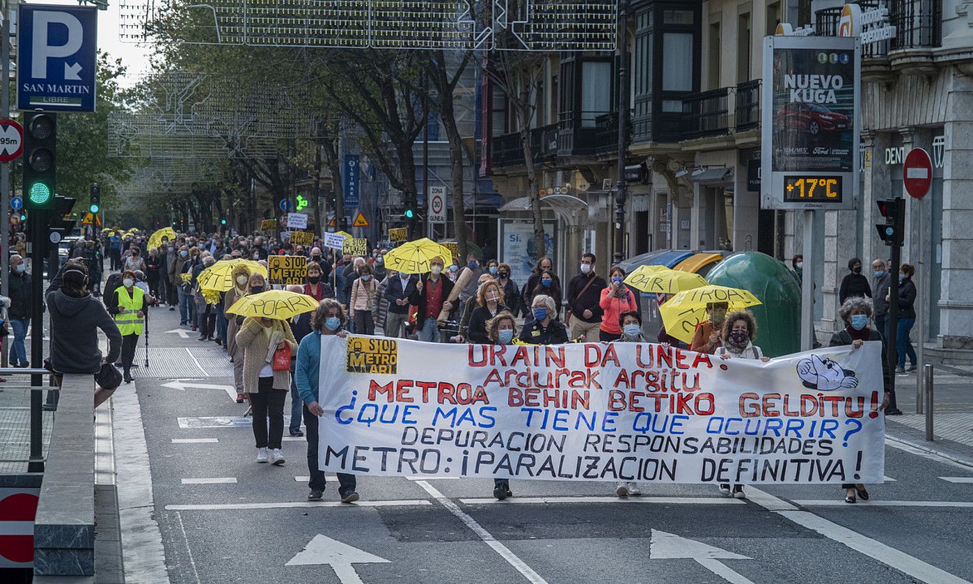 Manifestazio burua, Urbieta kalean. JON URBE / FOKU.