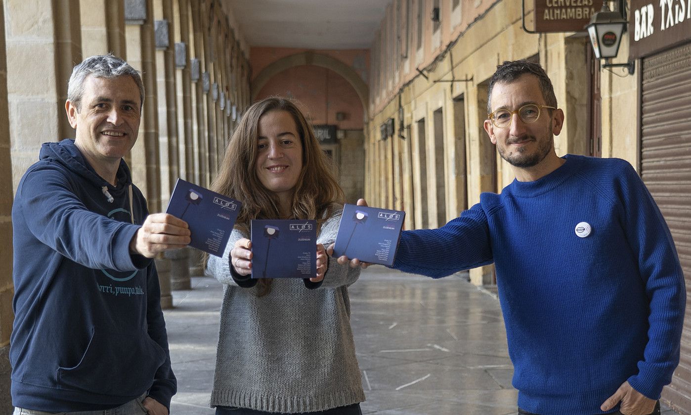 Alos Quarteteko kide Francisco Herrero, Lorena Nuñez eta Xabier Zeberio. ANDONI CANELLADA / FOKU.