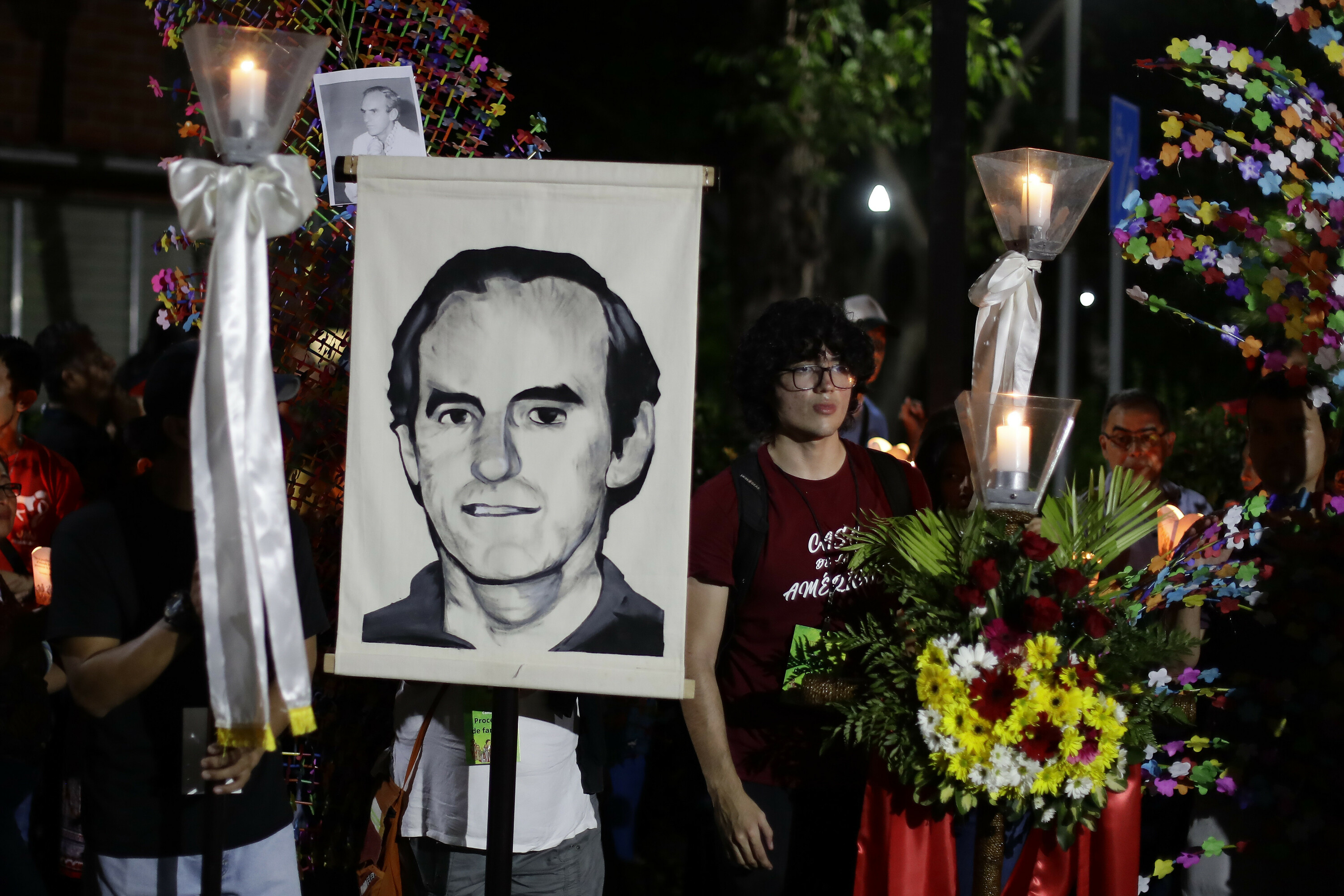 Ignacio Ellakuriaren aldeko ekitaldi bat, iaz, San Salvadorren, sarraskiaren 34. urteurrenean. RODRIGO SURA / EFE