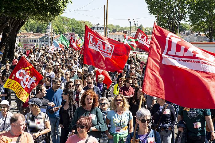 LABen eta CGTren manifestazio bateratua, Baionan. GUILLAUME FAUVEAU