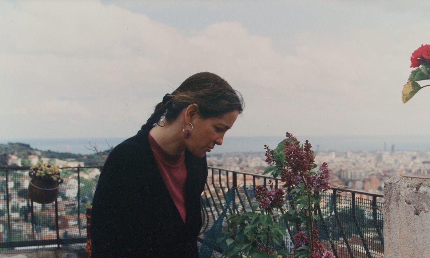 Maria Merce Marçal poeta katalan aupatua. 1994an eman zuen La passió segons Renée Vivien (Pasioa Renee Vivienen arabera), «olerkari baten nobela» kontsideratua. BERRIA. Maria Merce Marçal poeta katalan aupatua. 1994an eman zuen La passió segons Renée Vivien (Pasioa Renee Vivienen arabera), «olerkari baten nobela» kontsideratua. BERRIA.