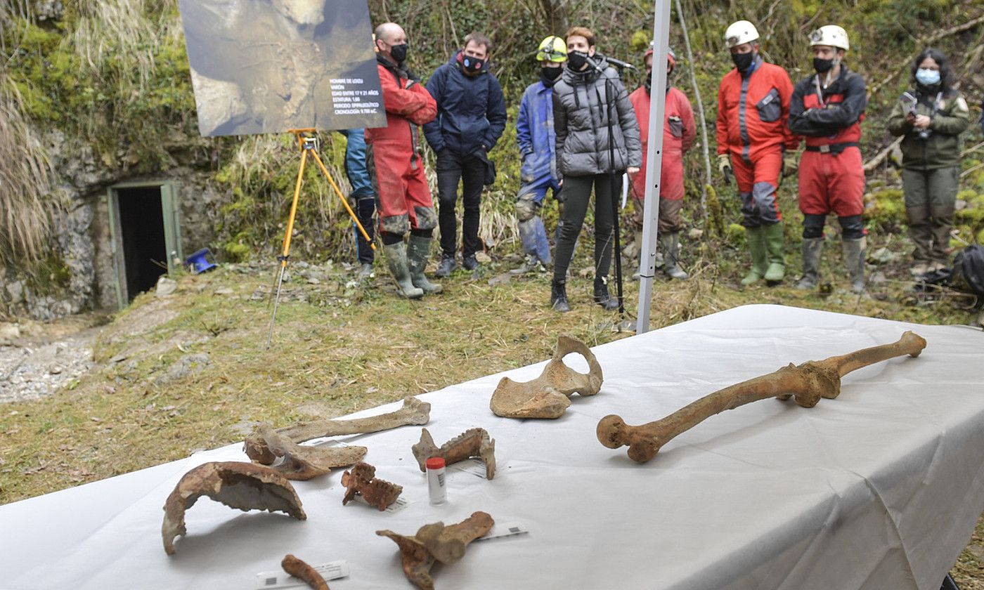 Hortzak egoera onean, eta, eskuinean, sarbidea eta pasabide estua. I. ZABALETA - J. DIGES / FOKU - EFE.