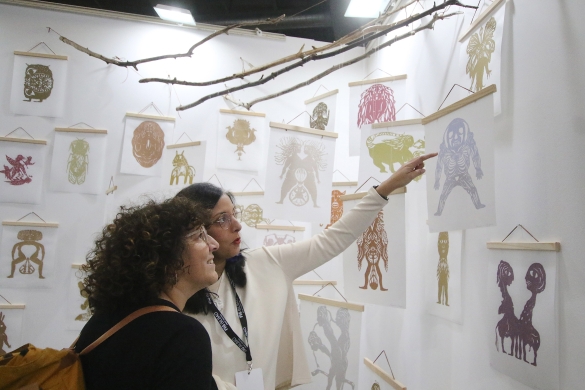 Arte estudio bateko burua, azalpenak ematen. OSKAR MATXIN EDESA / FOKU Arte estudio bateko burua, azalpenak ematen. OSKAR MATXIN EDESA / FOKU