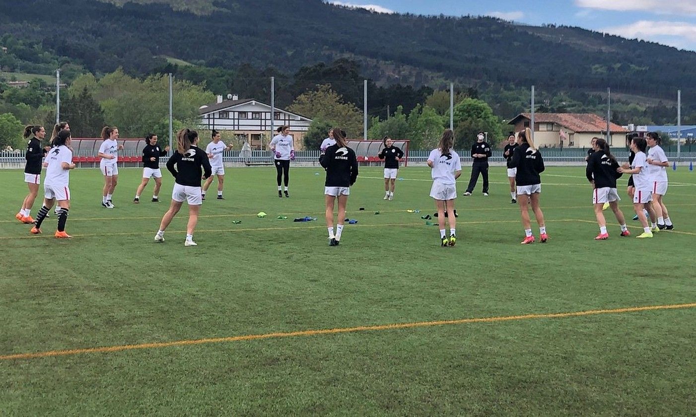 Euskal Selekzioa Lezaman entrenatzen, atzo. EUSKADIKO FUTBOL FEDERAZIOA.