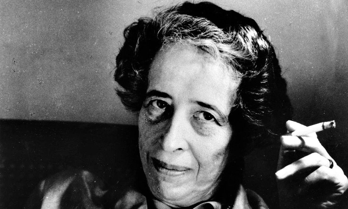 Edozein pentsamolde politikotan sailka zitekeen arren, askotatik edan zuen Hannah Arendtek bere teoriak ontzeko. BERRIA.