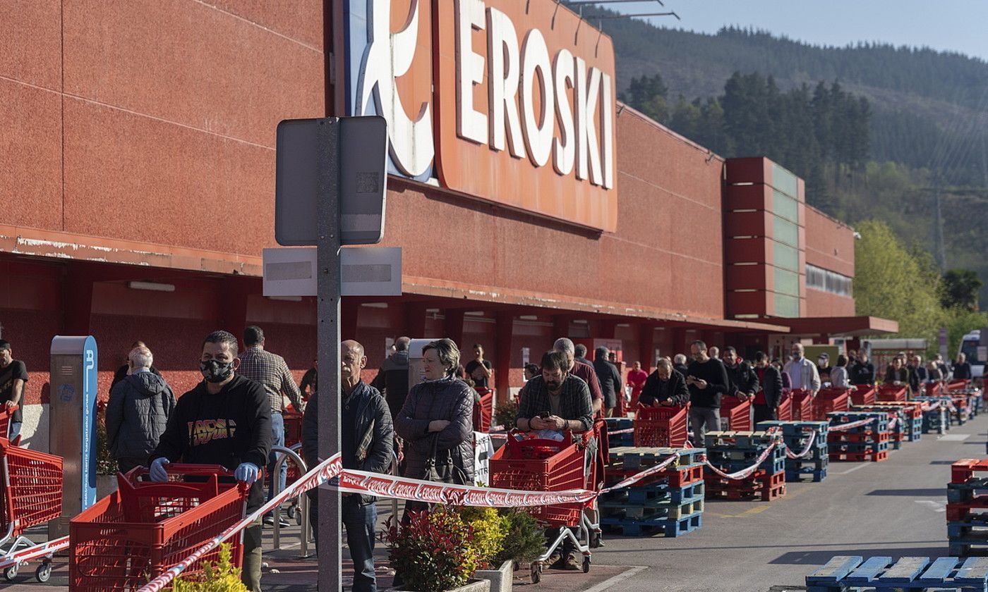 Ilarak Arrasateko (Gipuzkoa) Eroskin, joan den urteko apirilean. ANDONI CANELLADA / FOKU. Ilarak Arrasateko (Gipuzkoa) Eroskin, joan den urteko apirilean. ANDONI CANELLADA / FOKU.